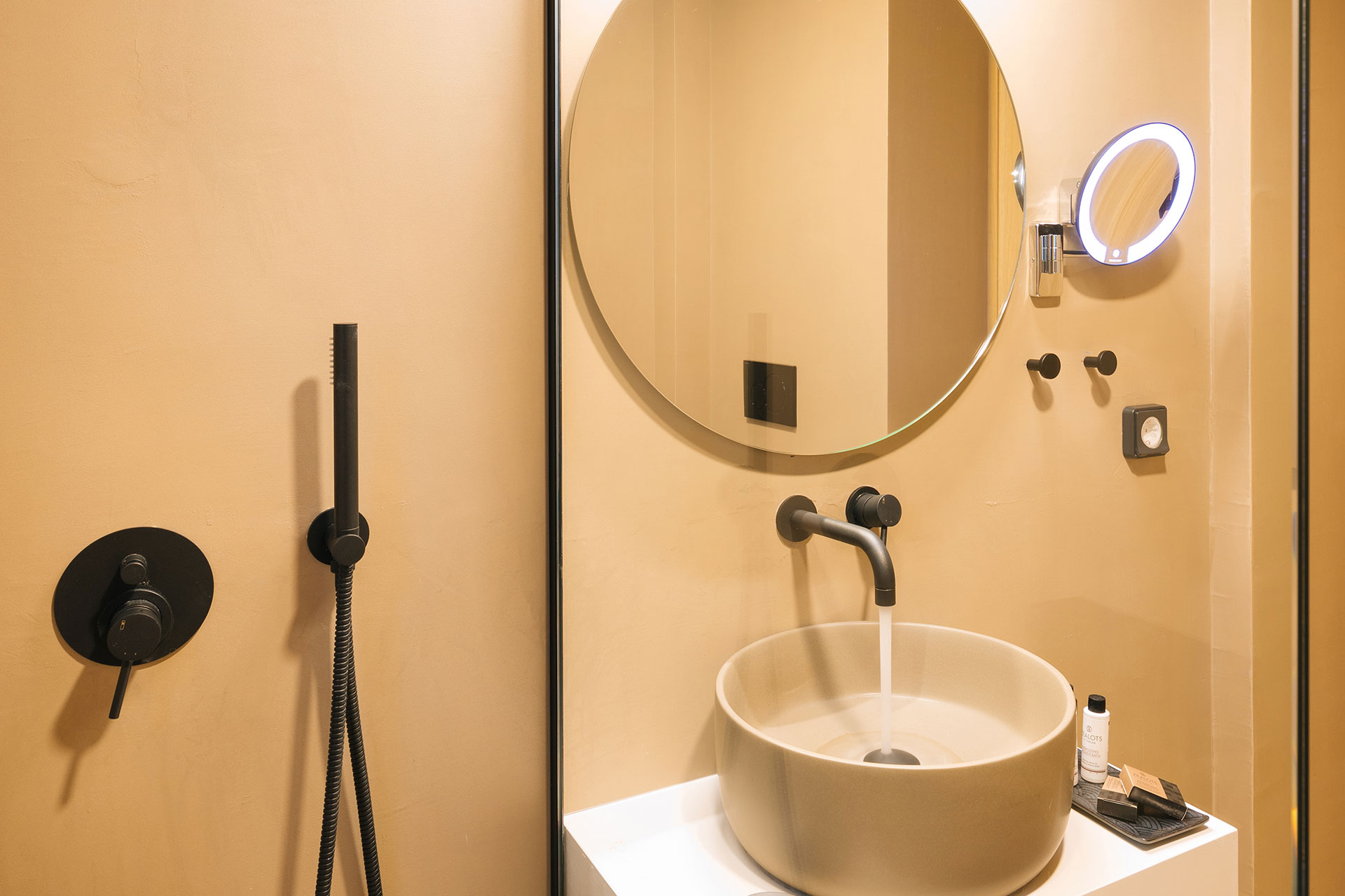 
Giasemi Suite Mirthea Suites Mirthios Myrthios Plakias South Crete 0265GAVA4418 3 1 1